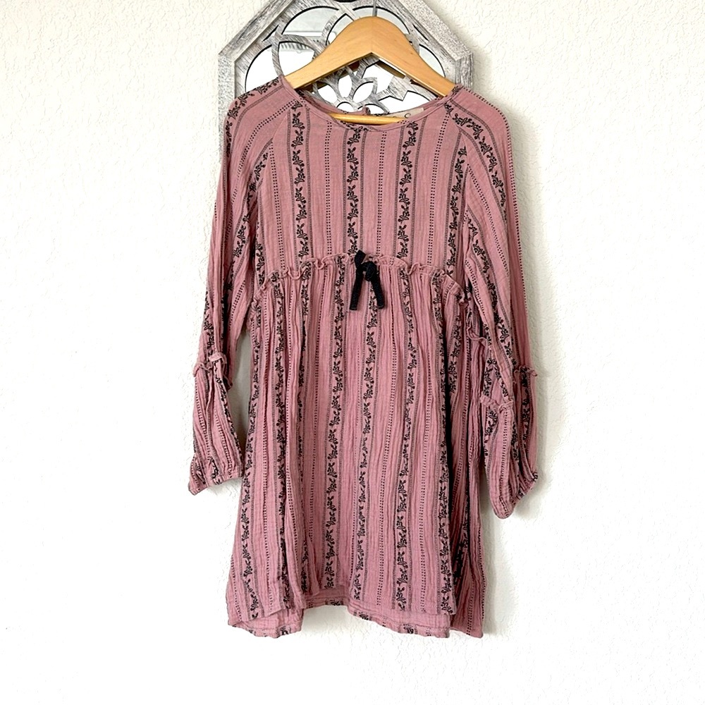 Jessica Simpson • Mauve Pink and Black Coquette Patterned Gauze Cotton Dress